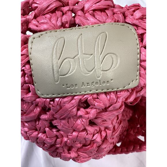 Btb Los Angles \'Shiloh\' Pink Clutch